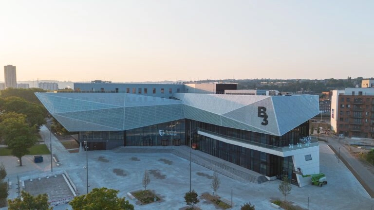 Façade moderne du bâtiment B3 à Liège.